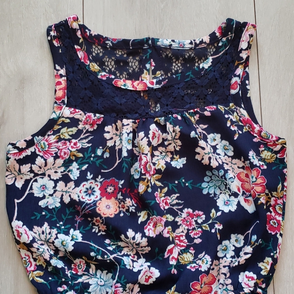 Summer Romper - Picture 3 of 5